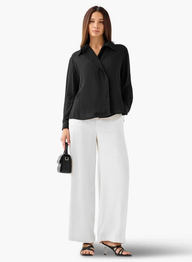 سبلاش فيڤ بلوزة فيسكوز بقصة عادية وتفاصيل أزرار